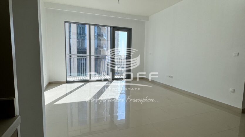 Bright and Cozy apartment | Chiller Free | Best Price