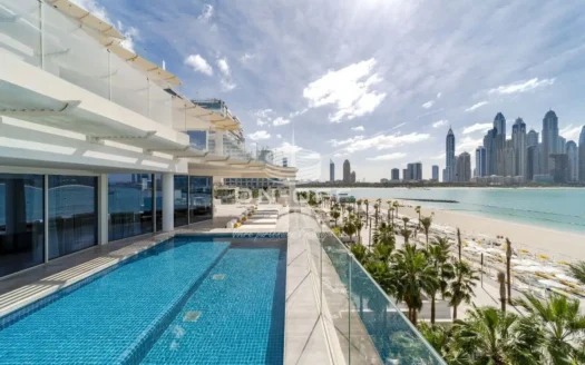 Penthouse with Private Pool in the most South after Palm Jumeirah Island