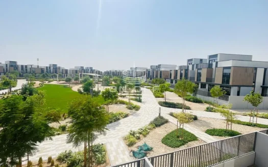 Brand New 4BR+M Corner Townhouse  Park View  Smeg Kitchen Mudon Al Ranim