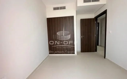 SPACIOUS 3 BR Villa READY TO MOVE